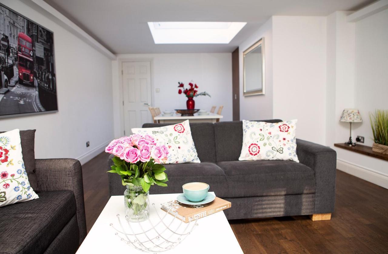 Apt 3, Trafalgar Sq Duplex, 3Rd & 4Th Floor By Indigo Flats Londyn Zewnętrze zdjęcie